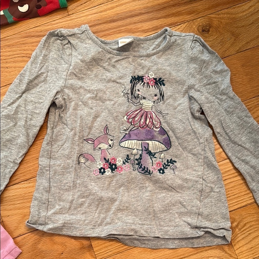 OshKosh B'gosh Gray Long Sleeve Shirt with Fairy and Fox Design - Picture 2 of 3
